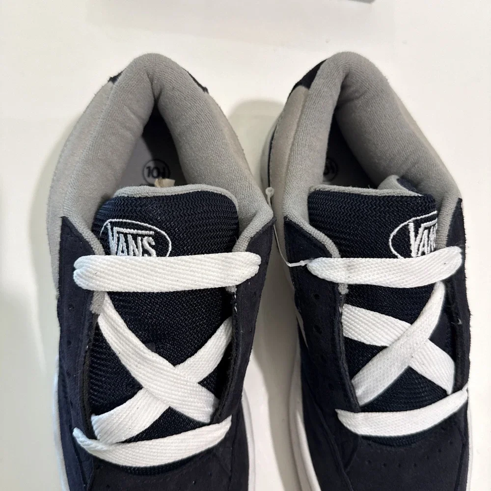 vintage 90s vans skateboarding shoes Sz 10.5 NEW OLD STOCK